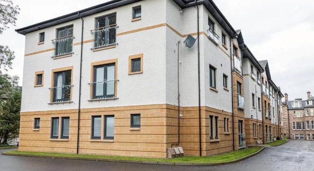 Апартаменты Hedgefield House - Serene Top Floor Flat