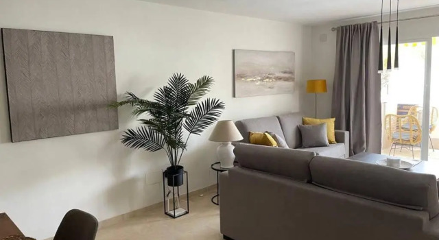 Apartamento en Playa Real, en 1ª línea de playa, Забронировать Апартаменты/квартира Марбелья Коста-дель-Соль, рядом с Теннисный и спортивный клуб Don Carlos