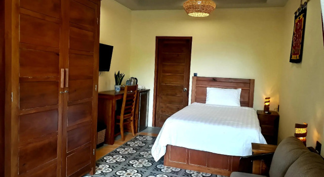 Номер Deluxe Pink Tulip Hoi An