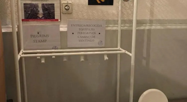 Кровать в общем номере El Camino Urban Rooms