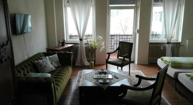 Gästehaus Flair, Брондау Қонақ үй Метлах Саар
