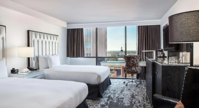 Четырёхместный номер Standard DoubleTree by Hilton Hotel Tallahassee