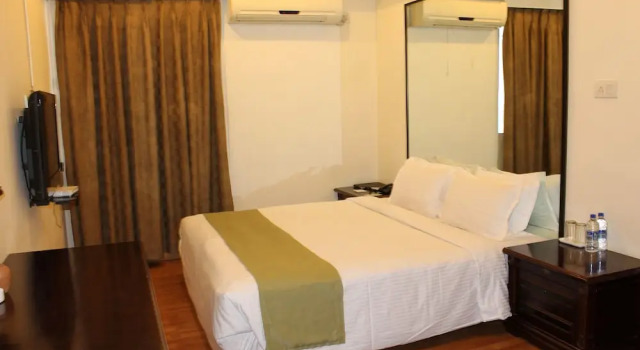 The Cent Hotel