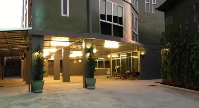 Апартаменты с балконом и с красивым видом из окна The State Apartment