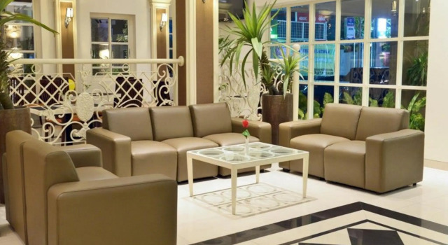 Hotel Trio Indah 2, Rezervovat Hotel Hotely a ubytování v Malang, poblíž Taman Rekreasi Kota, Hotel
