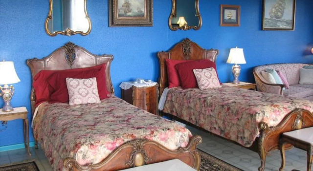 Plumeria Hill Bed & Breakfast, Забронировать Отель Пахоа 