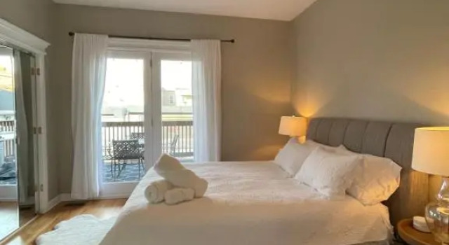 Amazing 3BR 3 BA Property in Chicago