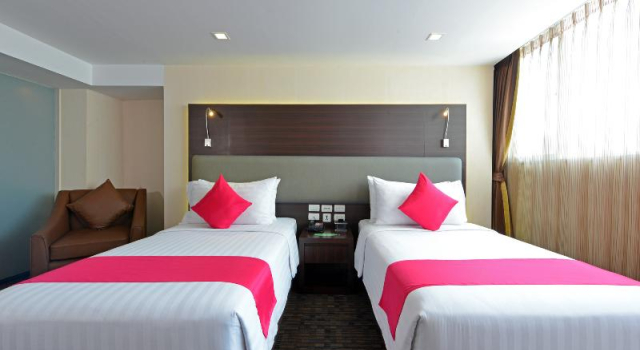 Трёхместный номер Deluxe Hotel Royal Bangkok