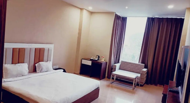 Номер Royal Hotel Emperor Paradise