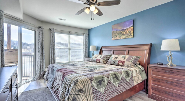Boat Ramp, Dock & Slip: Step-free Camdenton Condo!
