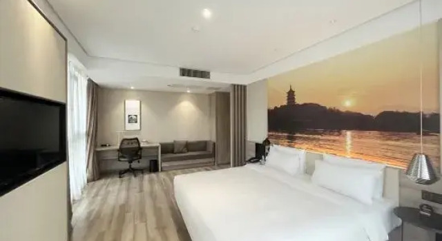 Люкс Deluxe Atour Hotel Hangzhou Xixi Valley Lingyin