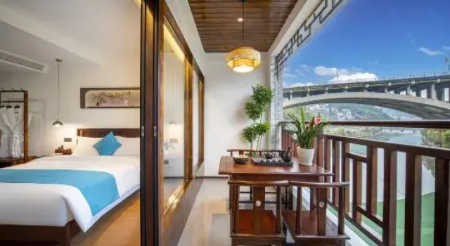 Fenghuang Yijia Yishu · High-End Riverside Villa (Fenghuang Ancient City Store), Rezerwuj Willa Xiangxi Hunan