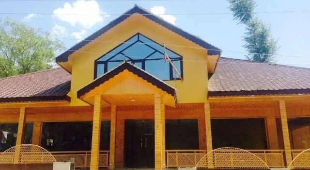 Adb Rooms Hotel Paradise Retreat, Забронировать Отель Karbudurun Джамму и Кашмир