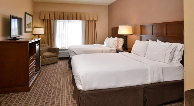 Четырёхместный номер Standard The Evergreen Hotel