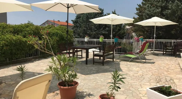 Апартаменты c 1 комнатой с красивым видом из окна Apartments Tepavac