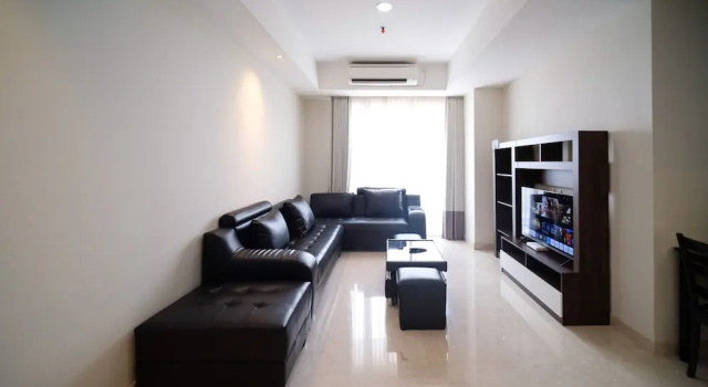 Апартаменты Homey 3Br With Private Lift At Grand Sungkono Lagoon Apartment