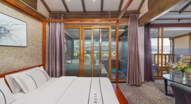 Люкс Deluxe Dishui Danping Ancient City Panoramic Homestay (Lijiang Ancient City Sifang Street)