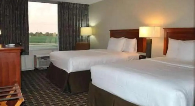 Четырёхместный номер Deluxe Motel 6 Hastings NE
