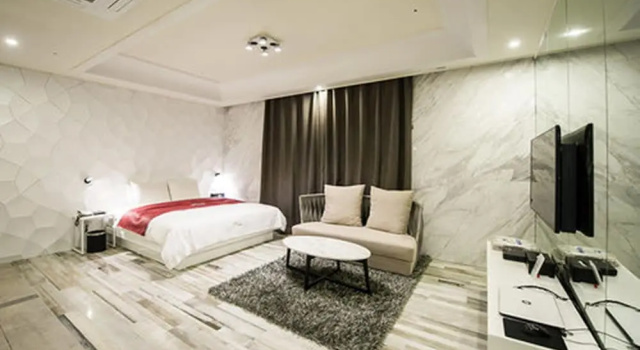 Suite Floce Hotel
