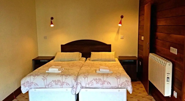 Студия Cashel Town B&B