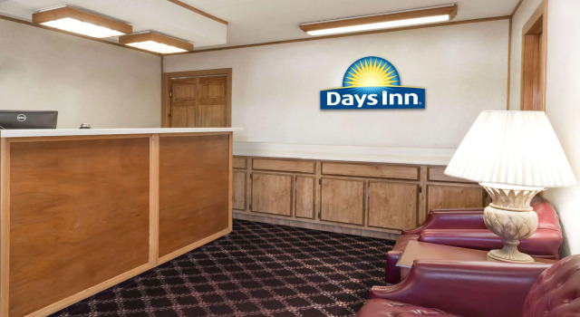 Days Inn by Wyndham Plymouth, Забронировать Отель Отели Плимута с бассейном, рядом с Мемориальный парк Джулиана Прайса, Бассейн