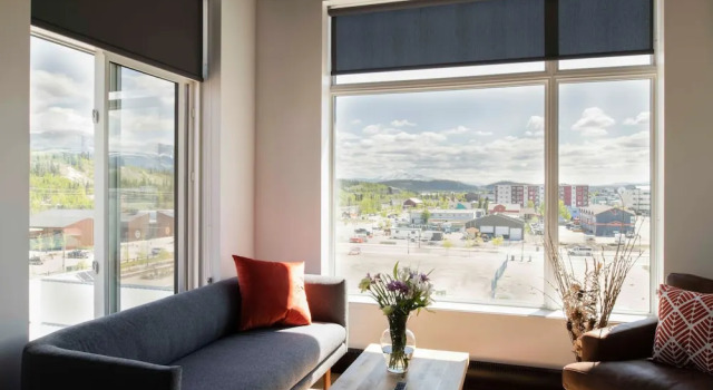 Апартаменты Deluxe Raven Inn Whitehorse