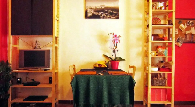 B&B Historic Centre Naples, Забронировать Отель «постель и завтрак» Неаполь - исторический центр Неаполь, рядом с Церковь Пио Монте делла Мизерикордия