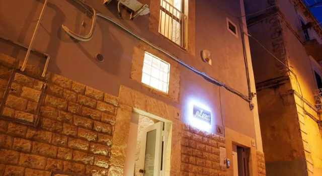 Locus Amoenus Luxury rooms, Rezervați Hotel Terlizzi Bari Province