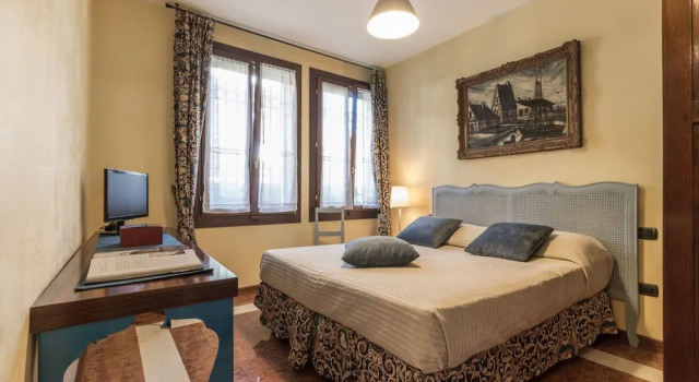 Like Venice Out of The Crowd, Prenota Hotel Salzano Veneto