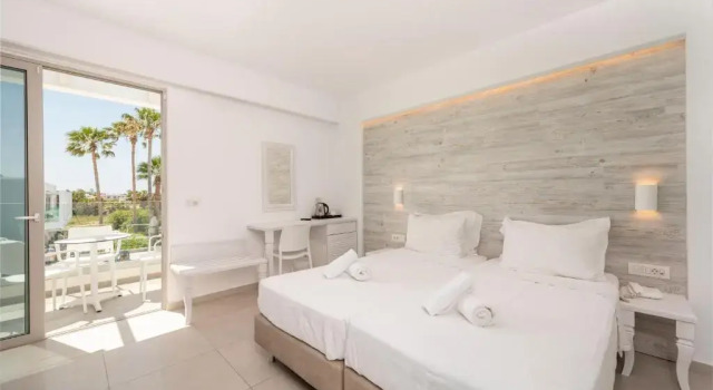 Трёхместный номер Standard с видом на сад Apollon Windmill Hotel
