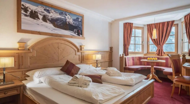 Номер Deluxe Sporthotel Romantic Plaza