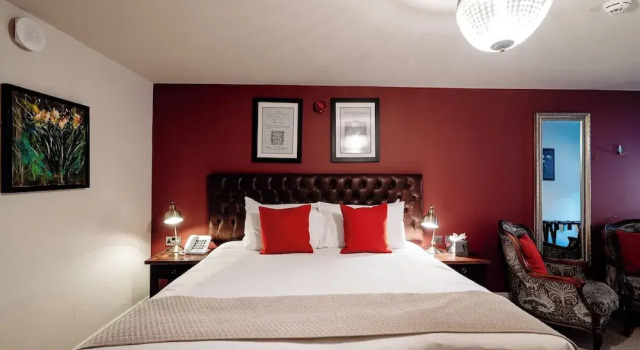 Номер Executive The White Swan Hotel