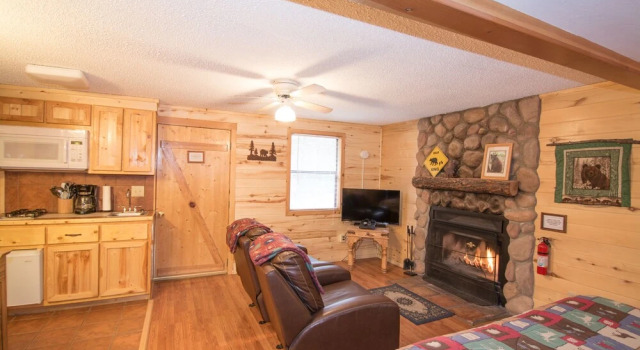 Студия Upper Canyon Inn & Cabins