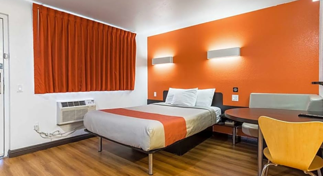 Двухместный номер Standard Motel 6 Riverside, CA - UCR East
