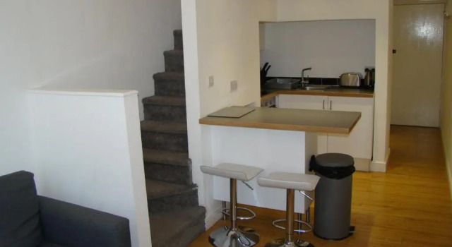 Студия Corporation Street Apartment