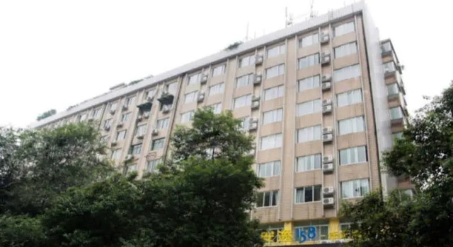 An-e Renmin Park Branch, Rezerwuj Hotel Hotele w Qingyang z parkingiem, Parking
