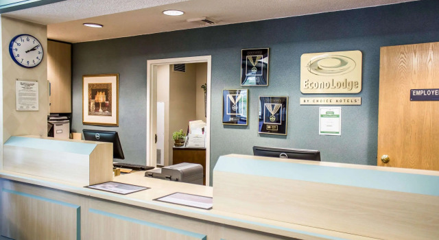 Econo Lodge Meadville, Varaa Hotelli Hotellit Meadville aamiaisella, Aamiainen