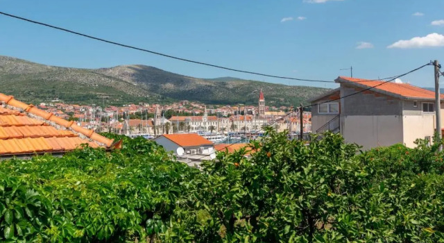 Apartman Karmen