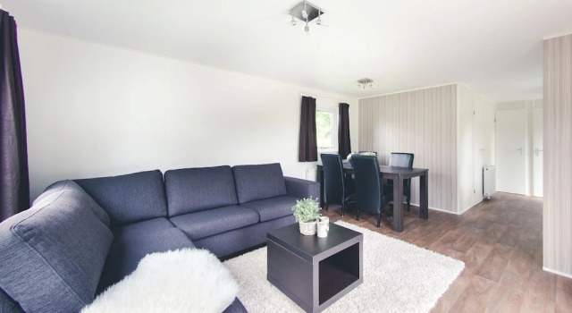 Comfortable Chalet on the Edge of the Forest, Réserver Chalet Cottages à Twente, Cottage