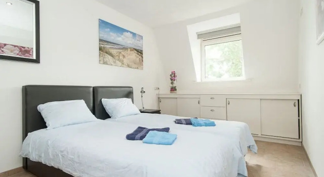 Spacious Villa in Akersloot North Holland with Sauna, Забронировать Вилла Отели Норда 3 звезды, 3*