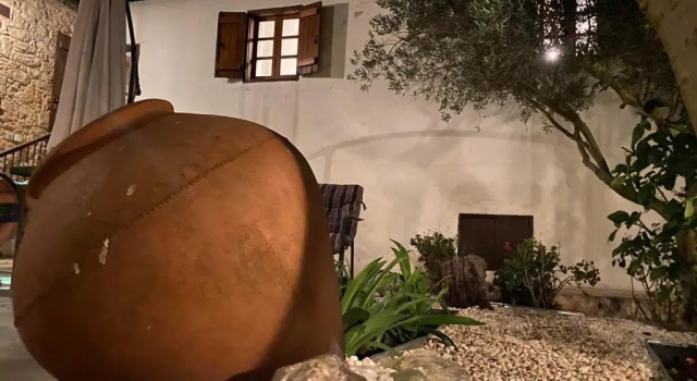 Villa Droushia Corner House