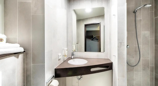 Трёхместный номер Standard B&B Hotel Rust-Ettenheim