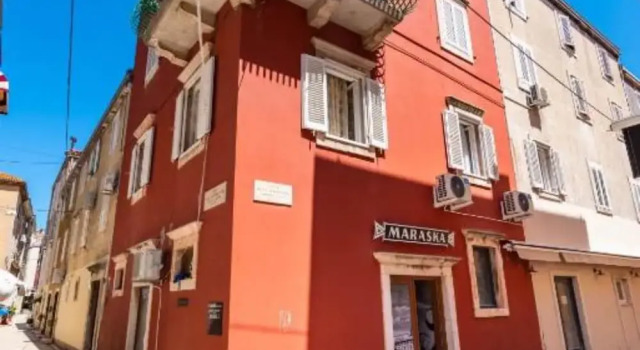 Апартаменты Standard Stylish Apartments in Zadar Old Town