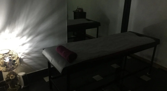 Hotel Diamond, Забронировать Отель Отели Тбилиси 4 звезды, рядом с Тбилисский цирк, 4*