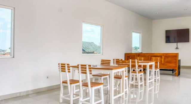 Ameta Kostel by RedDoorz, Book Hotel Hotels in Yogyakarta Province with Breakfast, Breakfasts