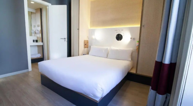 Трёхместный номер Toc Hostel Madrid