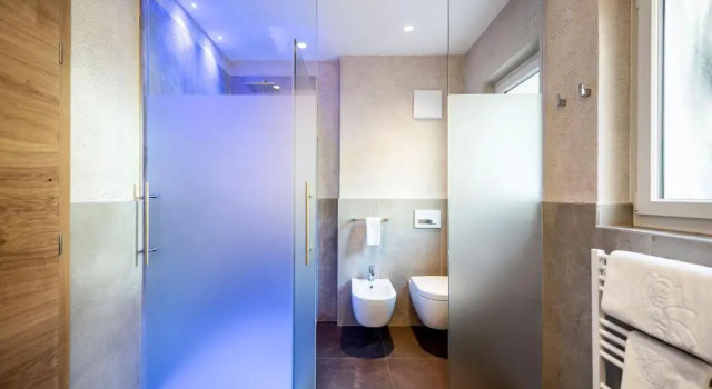 Четырёхместный номер Standard с балконом Quellenhof Luxury Resort Passeier
