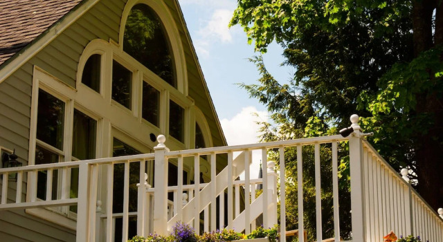 Номер Standard с балконом Camden Windward House