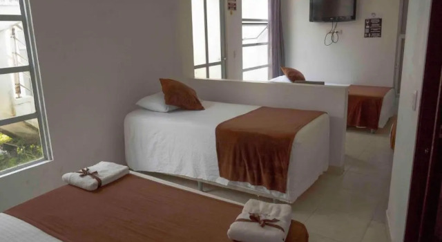 Habitación cuádruple Estándar Zuruma Hotel