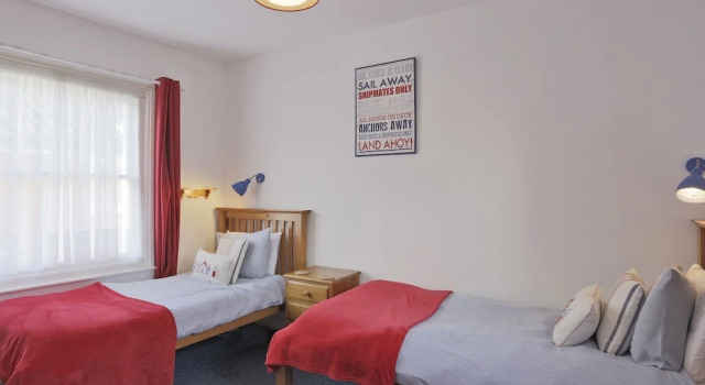 Peaceful holiday home in Southword with Garden, Prenota Hotel Southwold Suffolk
